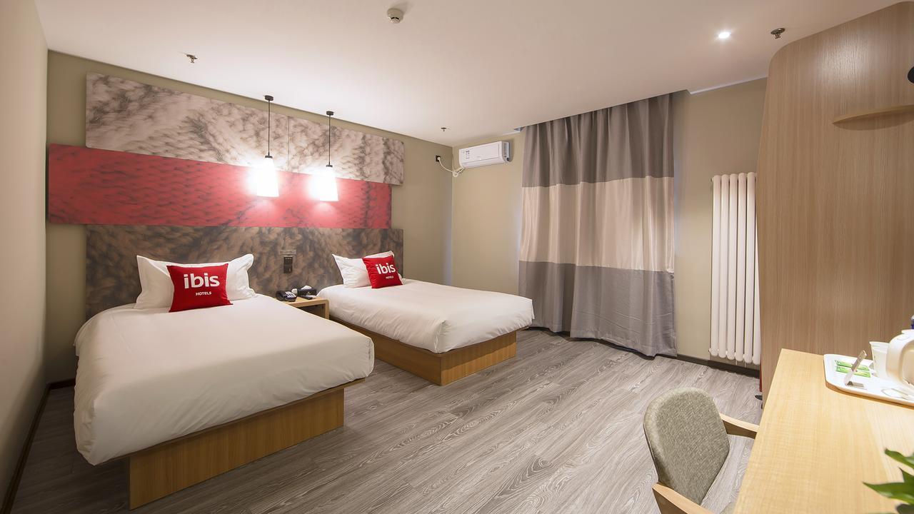 Ibis Beijing Tiantandongmen Metro Station Hotel Extérieur photo
